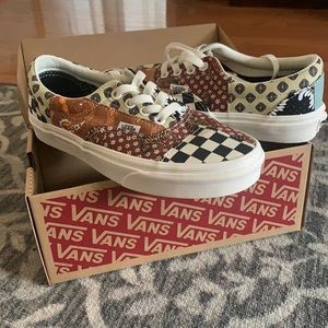 Vans - NEW never worn . Tiger Patchwork pattern
